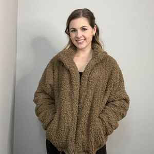 Pretty garden brown teddy jacket. Size XL. Perfectly soft and warm for winter